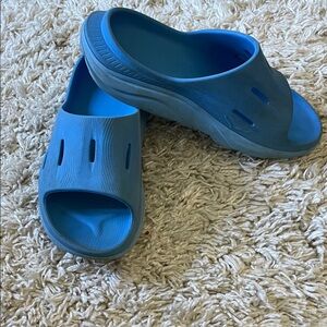 Hoka Slides